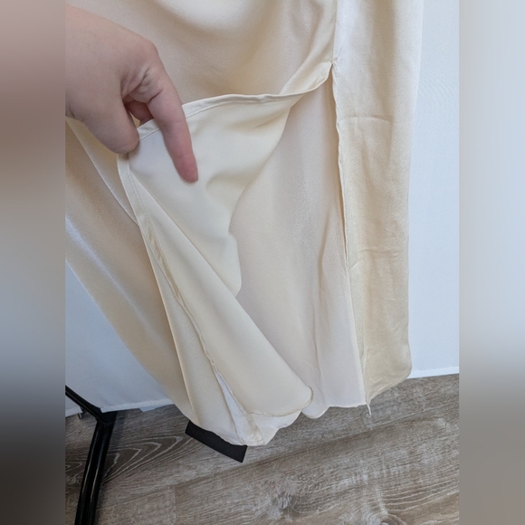 NWT ASTR The Label Cream Satin Formal Slip Dress Midi To Maxi Length Size XL - Picture 11 of 16